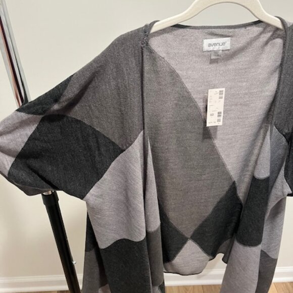 Multicolored grey short sleeve lightweight  18/20 - Picture 4 of 6